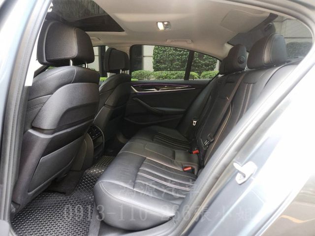 530i /總代理/ACC/無線充電/衛星導航/倒車顯影/電動座椅/電尾門  第6張相片