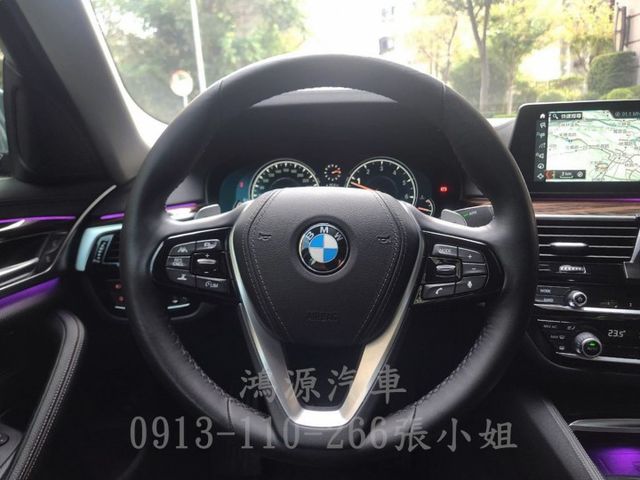 530i /總代理/ACC/無線充電/衛星導航/倒車顯影/電動座椅/電尾門  第10張相片