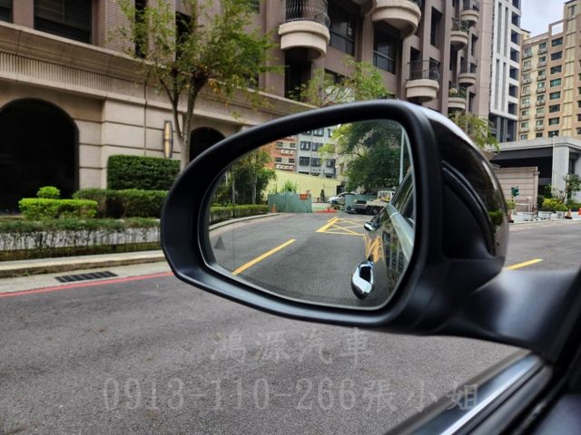 C180/總代理/ACC/盲點/衛星導航/倒車顯影/電動座椅  第14張相片