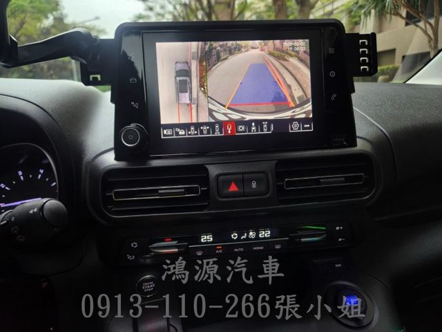 BERL INGO/盲點/摸門/全景天窗/衛星導航/倒車顯影/  第9張相片