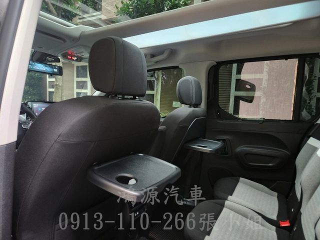 BERL INGO/盲點/摸門/全景天窗/衛星導航/倒車顯影/  第10張相片