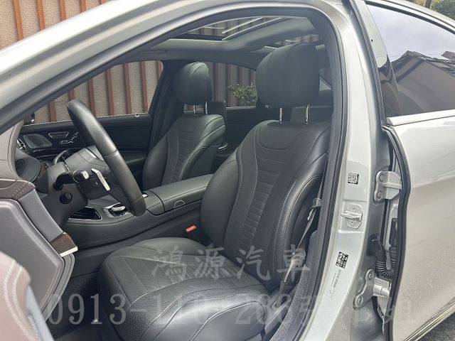 S560L /總代理/23P/盲點/全景天窗/衛星導航/倒車顯影/電動座椅/電尾門  第4張相片