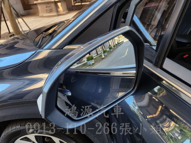 CUSTIN/KUG-B/7人座/盲點/ACC/雙天窗/雙滑門/無線充電氣/360度環境/電動尾門  第16張相片