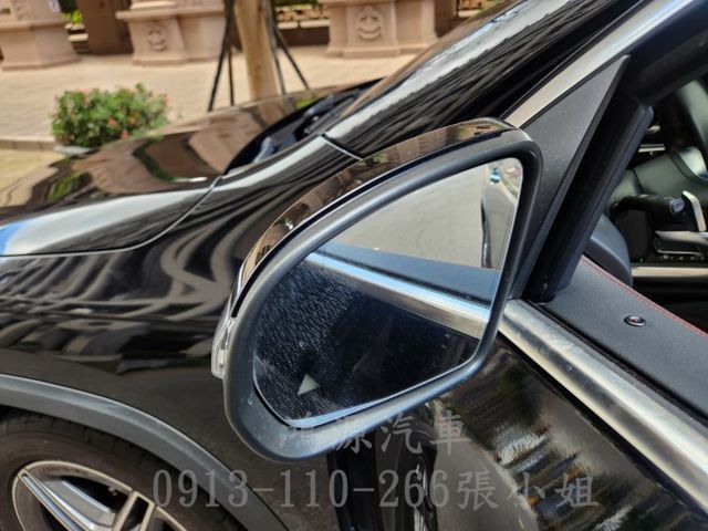 GLA180/總代理/AMG/盲點/摸門/衛星導航/倒車顯影/電動座椅/電尾門  第7張相片