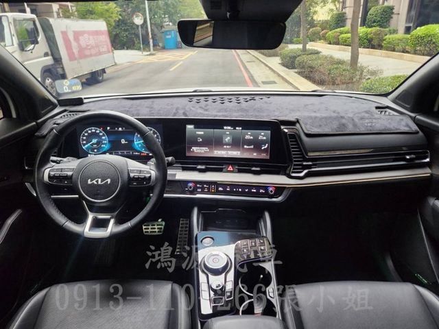 SPORTAGE/ X-LINE/ACC/盲點/抬顯/手機無線充/衛星導航/倒車顯影/電動座椅/電尾門  第5張相片