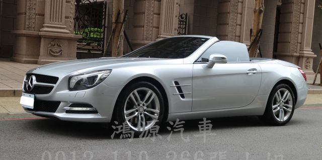 SL350/總代理/低里程/摸門/硬頂雙門敞篷/倒車顯影/電動座椅/電尾門  第4張相片