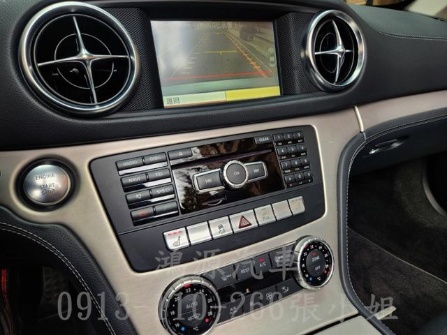 SL350/總代理/低里程/摸門/硬頂雙門敞篷/倒車顯影/電動座椅/電尾門  第8張相片