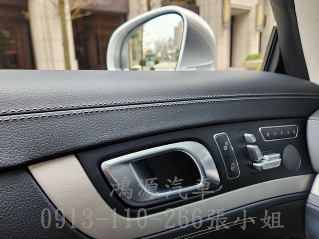 SL350/總代理/低里程/摸門/硬頂雙門敞篷/倒車顯影/電動座椅/電尾門  第12張相片