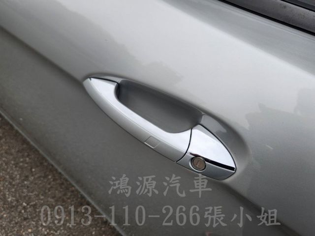 SL350/總代理/低里程/摸門/硬頂雙門敞篷/倒車顯影/電動座椅/電尾門  第15張相片