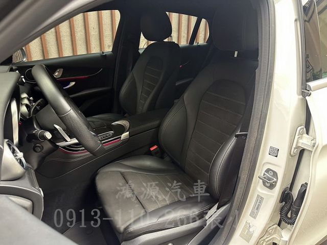 GLC300 COUPE/盲點/摸門/ACC/衛星導航/倒車顯影/電動座椅/電尾門  第4張相片