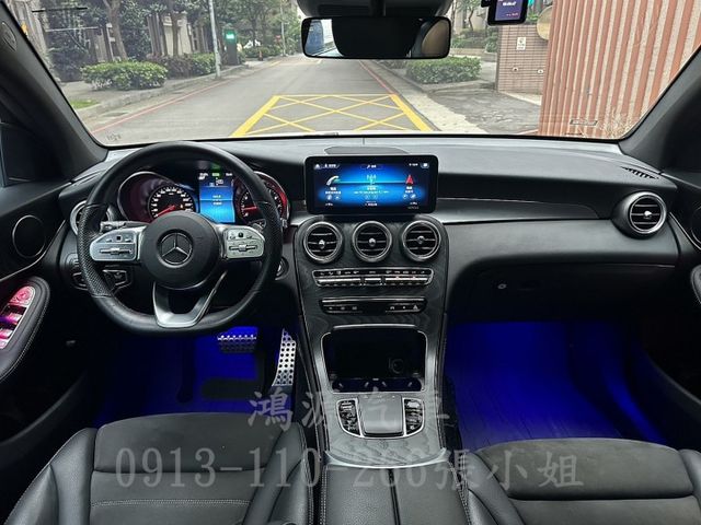 GLC300 COUPE/盲點/摸門/ACC/衛星導航/倒車顯影/電動座椅/電尾門  第5張相片
