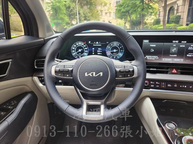 E300/23P/天窗/盲點/摸門/氣氛燈/衛星導航/倒車顯影/電動座椅/電尾門  第8張相片