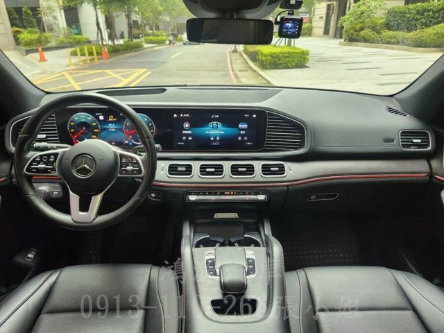 GLE350/全景天窗/ACC/盲點/摸門/衛星導航/倒車顯影/電動座椅/電尾門  第5張相片