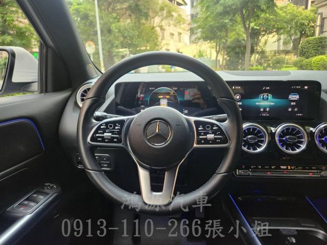 GLA180/總代理/盲點/摸門/衛星導航/倒車顯影/電尾門˙  第11張相片