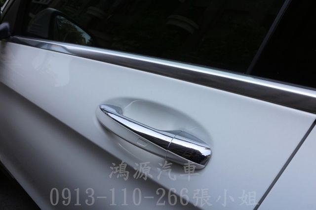 GLC250/總代理/摸門/全景天窗/衛星導航/360度倒車顯影/電動座椅/電尾門  第11張相片