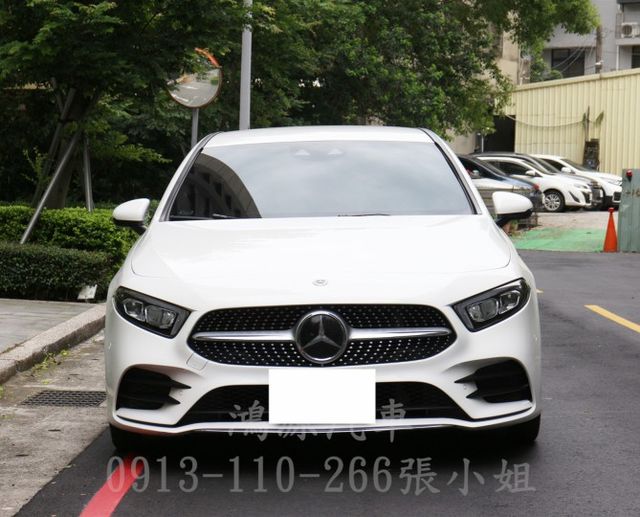 A180/總代理/盲點/摸門/衛星導航/360度倒車顯影/電動座椅  第1張相片