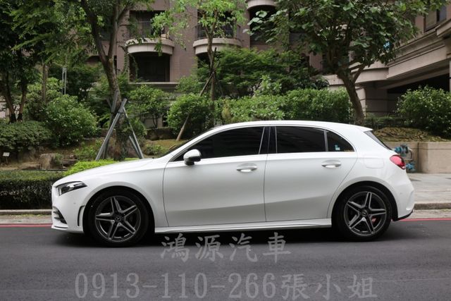 A180/總代理/盲點/摸門/衛星導航/360度倒車顯影/電動座椅  第2張相片