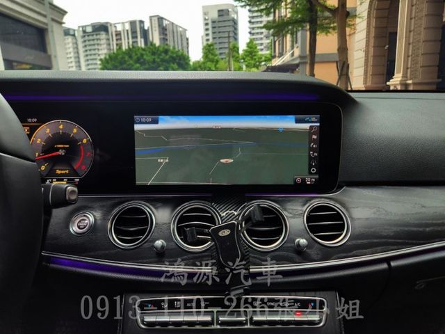 E300/23P/天窗/盲點/摸門/氣氛燈/衛星導航/倒車顯影/電動座椅/電尾門  第13張相片