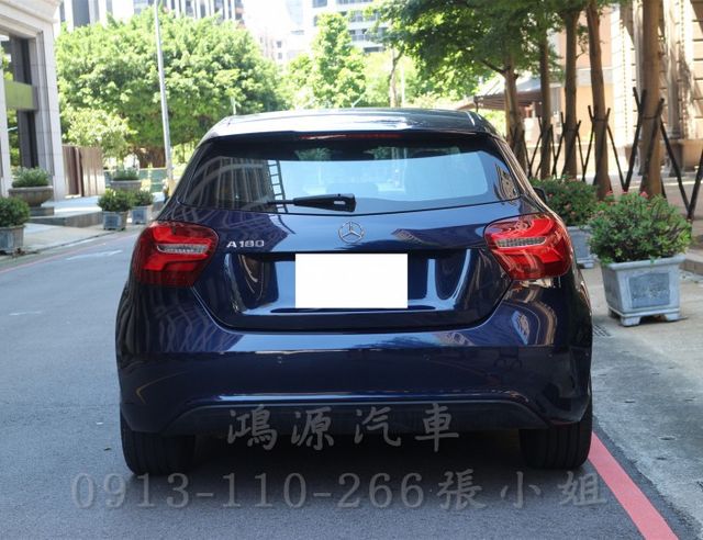 A180/總代理/倒車顯影/電動座椅/低里程  第3張相片