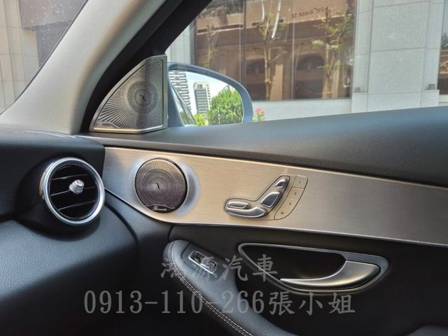 C200/總代理/衛星導航/倒車顯影/電動座椅/  第8張相片