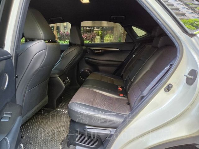 NX200T/F版/摸門/衛星導航/倒車顯影/電動座椅/電尾門  第6張相片