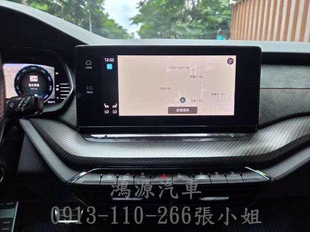 OCTAVIA /ACC/全景天窗/RS賽車椅/盲點/摸門/衛星導航/倒車顯影/電動座椅/電尾門  第7張相片
