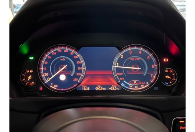 BMW 320I  第12張相片