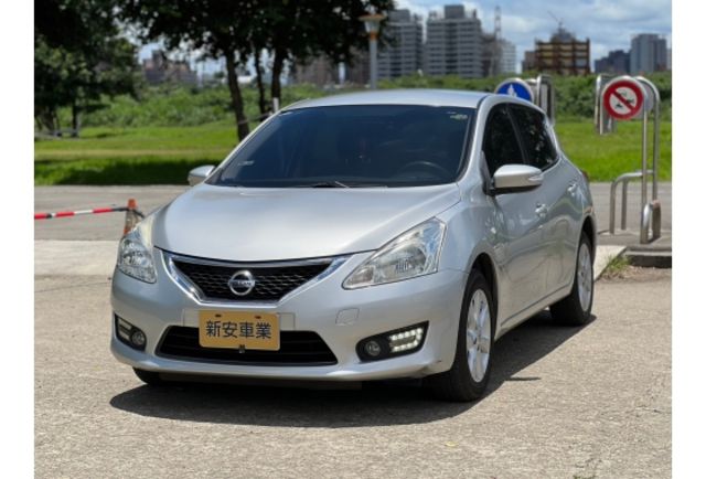 Nissan TIIDA  第2張相片