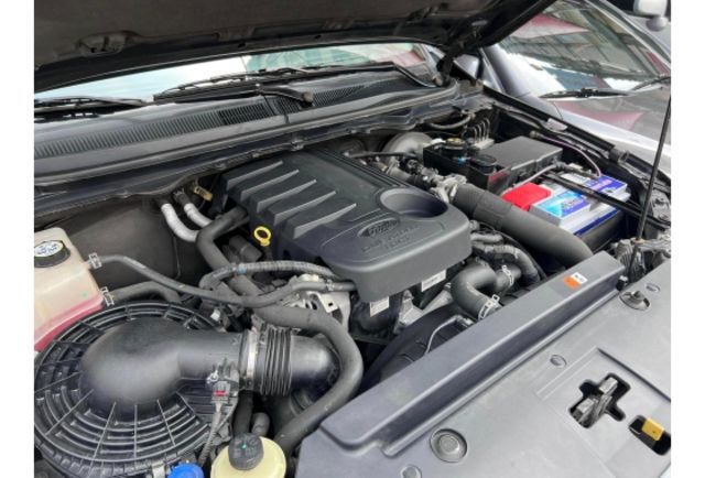 Ford RANGER  第7張相片