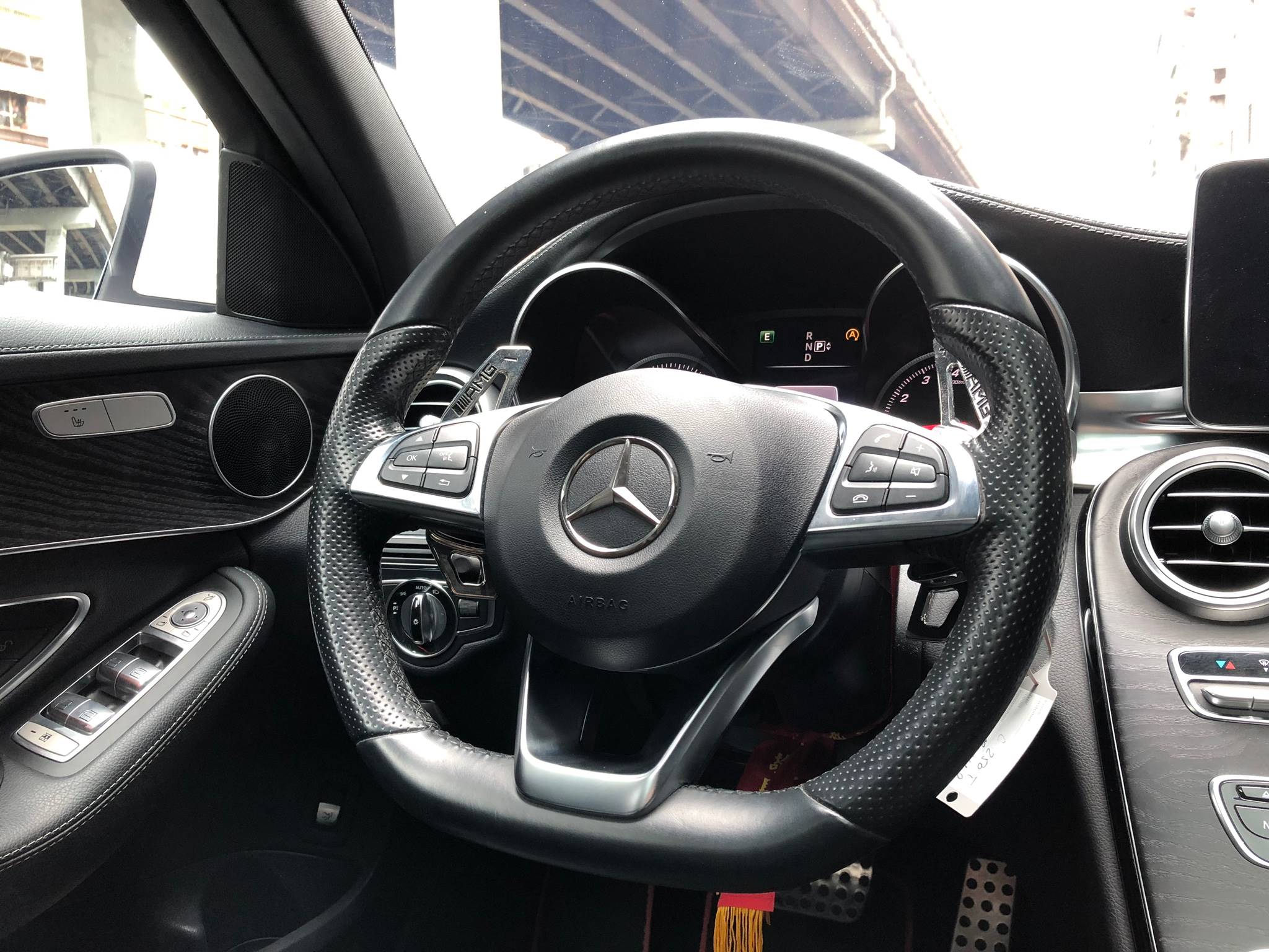 2015年 歐規 BENZ C250T 五門 總代理 跑4萬km 預售169.9萬  第15張相片