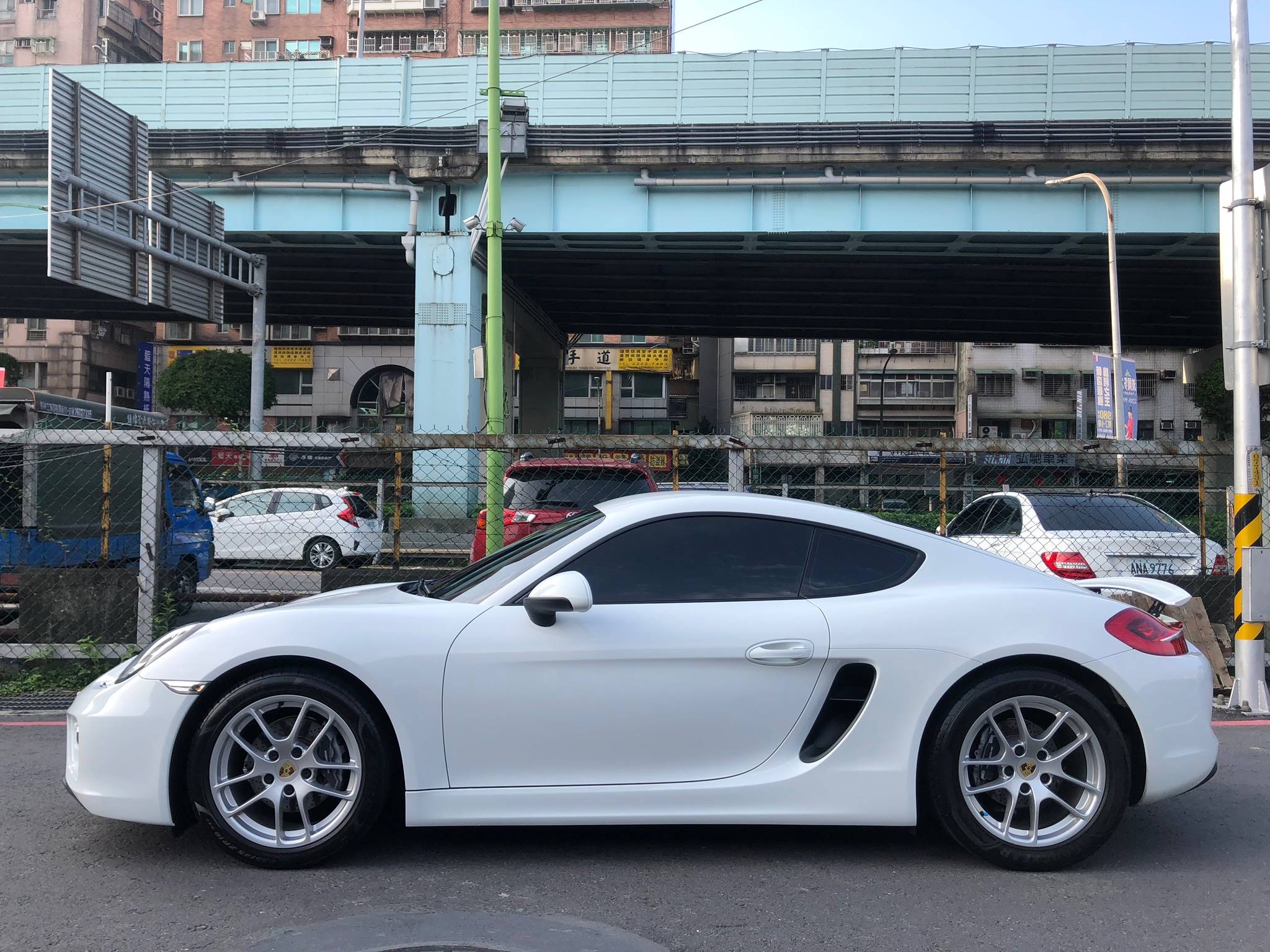   2013年 Porsche  Cayman 2.7 永業總代理   第1張相片