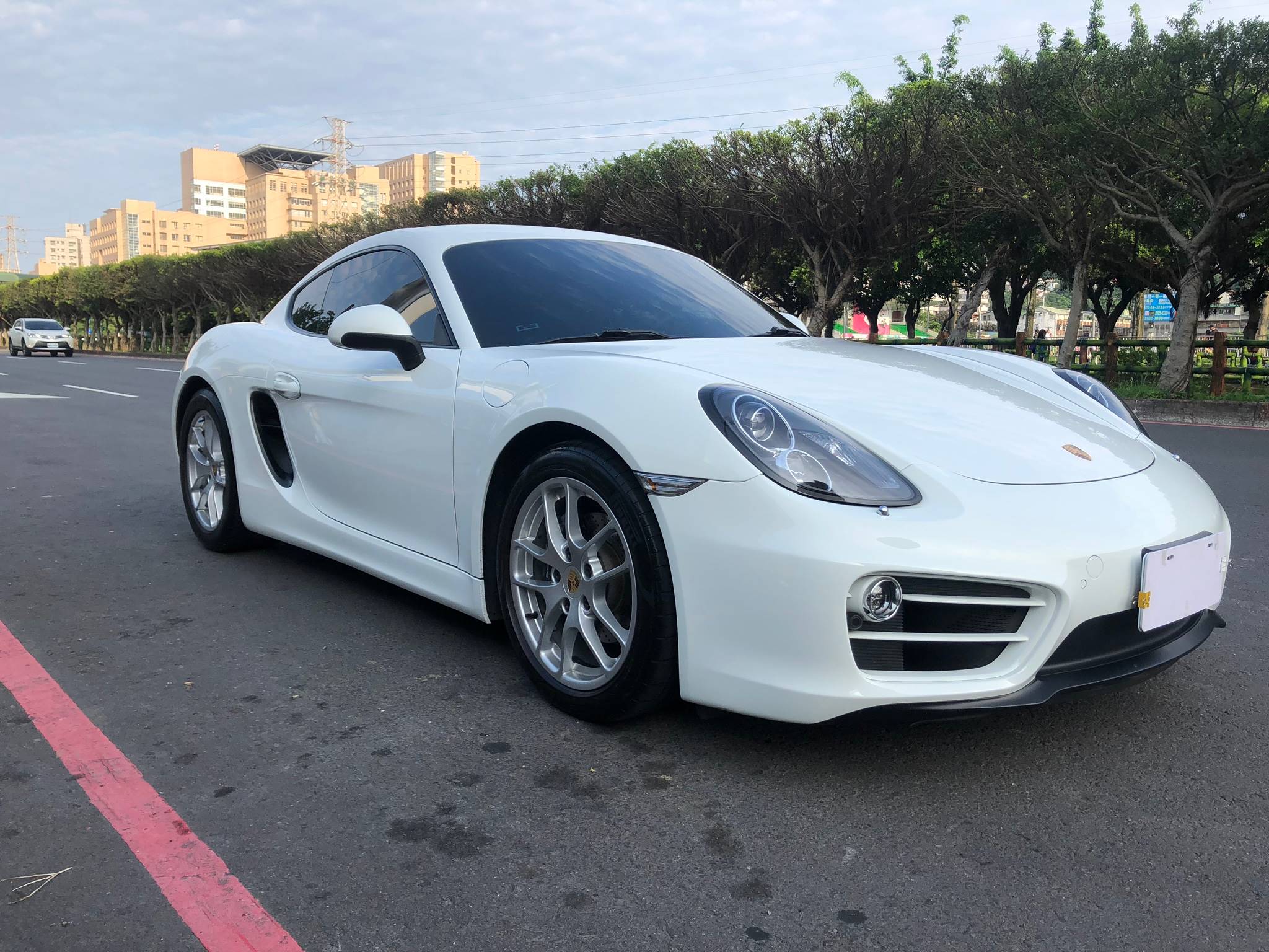   2013年 Porsche  Cayman 2.7 永業總代理   第16張相片