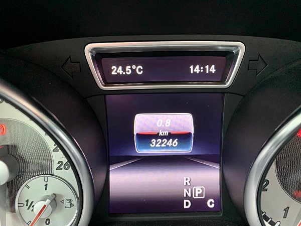 2016年領牌 BENZ GLA180 總代理  第13張相片