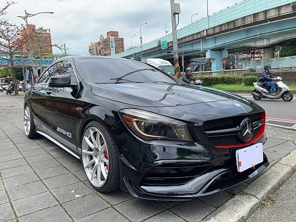 正2014年 M-Benz CLA45 AMG 4-MATIC 四輪傳動  第2張相片