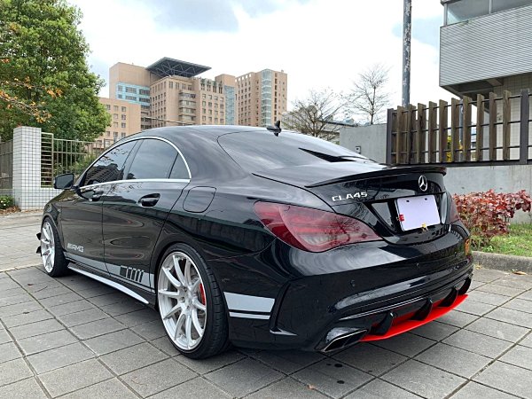 正2014年 M-Benz CLA45 AMG 4-MATIC 四輪傳動  第4張相片