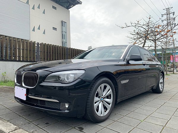 2011年 BMW泛德總代理 740Li 領航版   第2張相片