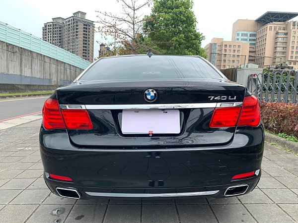 2011年 BMW泛德總代理 740Li 領航版   第5張相片