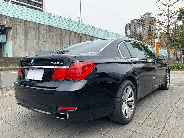 2011年 BMW泛德總代理 740Li 領航版   第6張相片