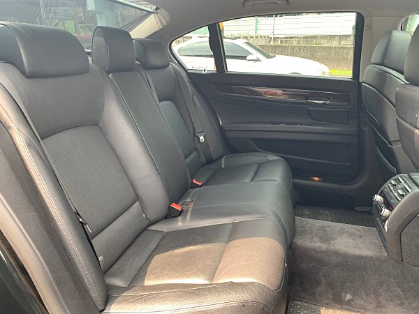 2011年 BMW泛德總代理 740Li 領航版   第11張相片