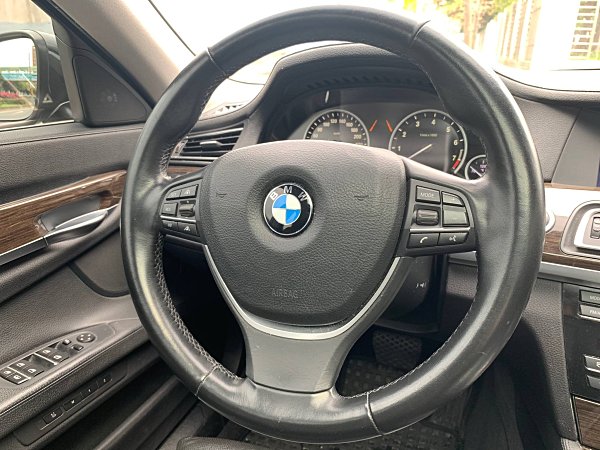 2011年 BMW泛德總代理 740Li 領航版   第14張相片