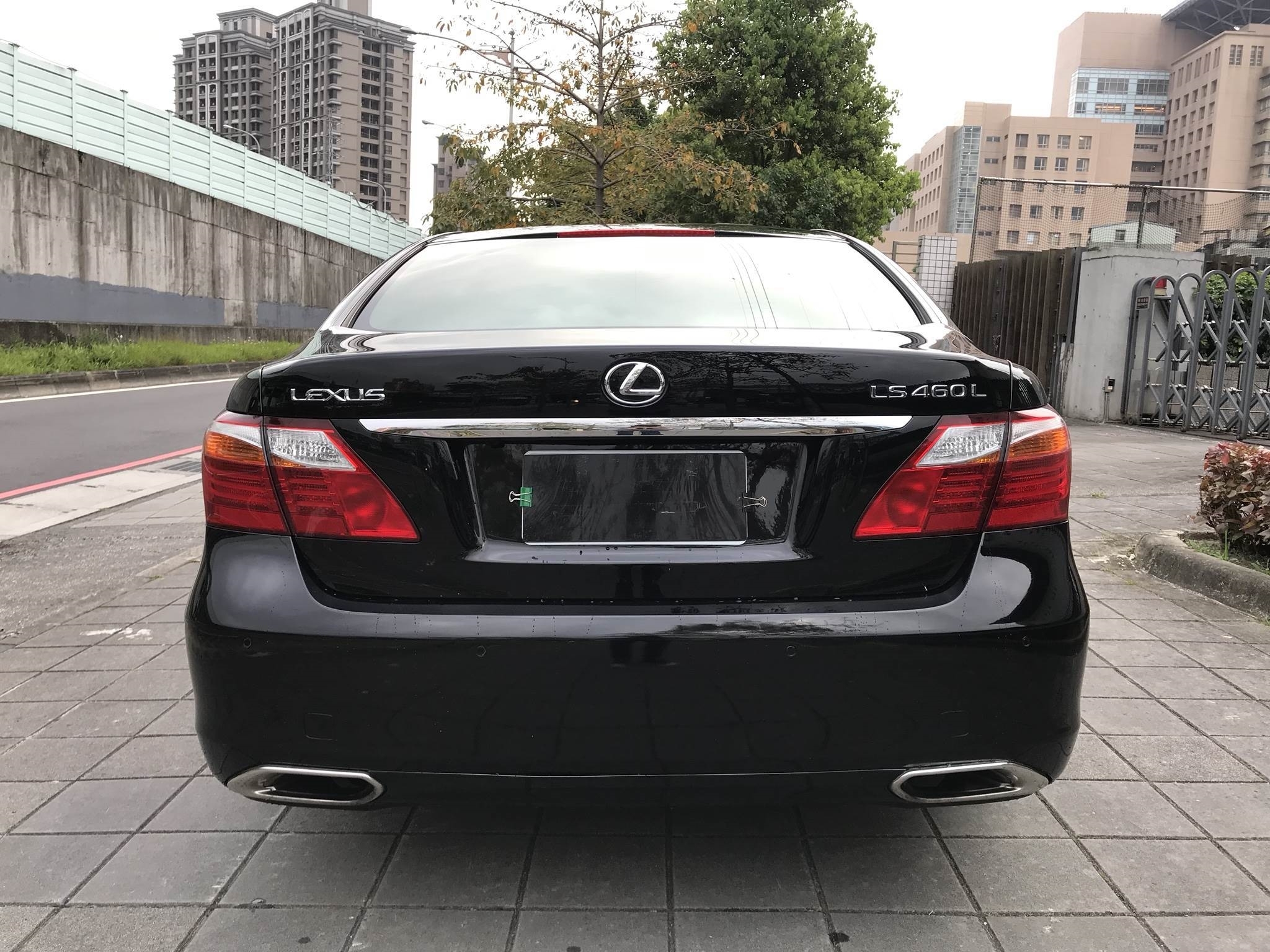    LEXUS 正2011年 LS460L 頂級尊絕版  第4張相片