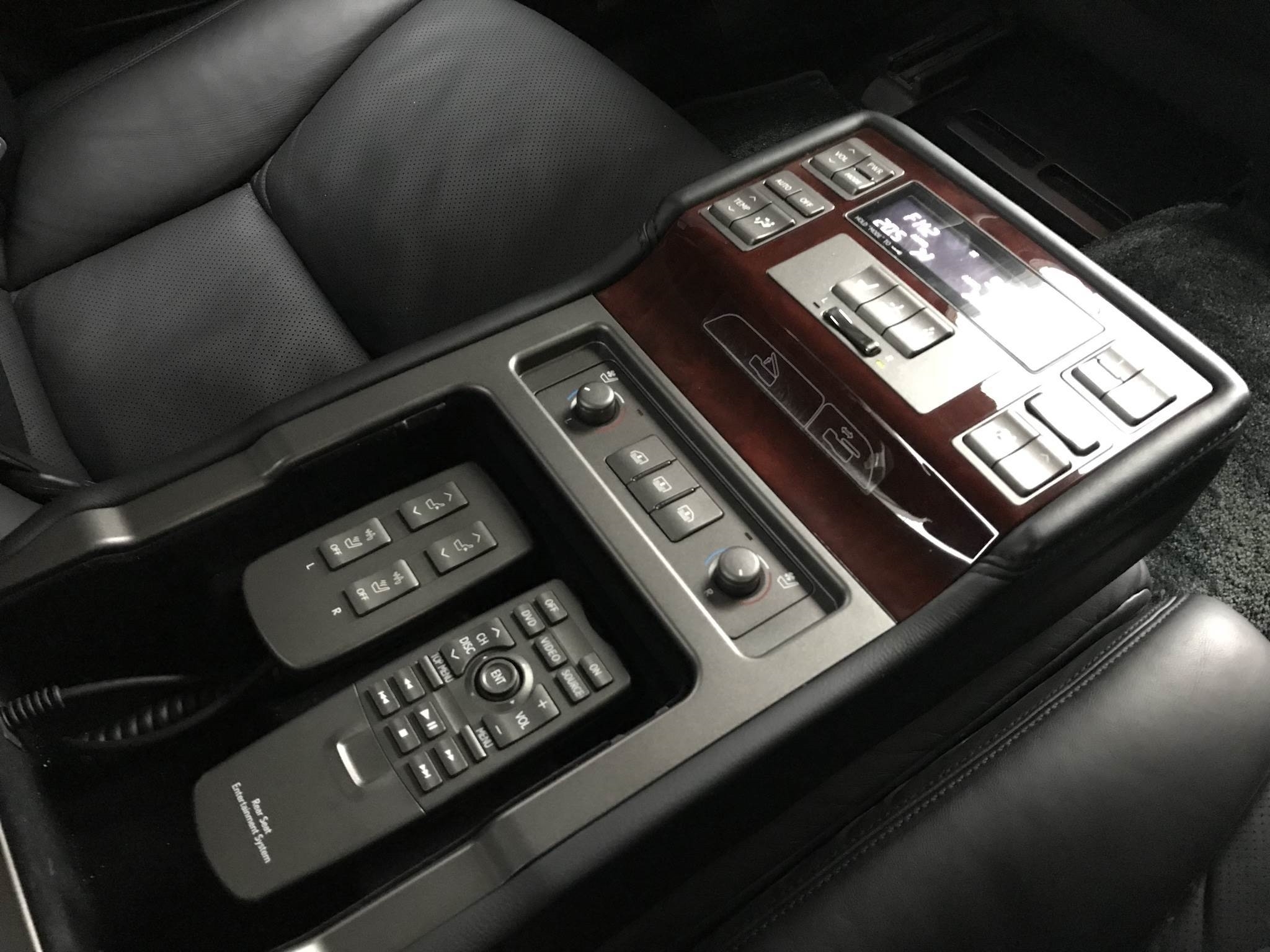    LEXUS 正2011年 LS460L 頂級尊絕版  第12張相片