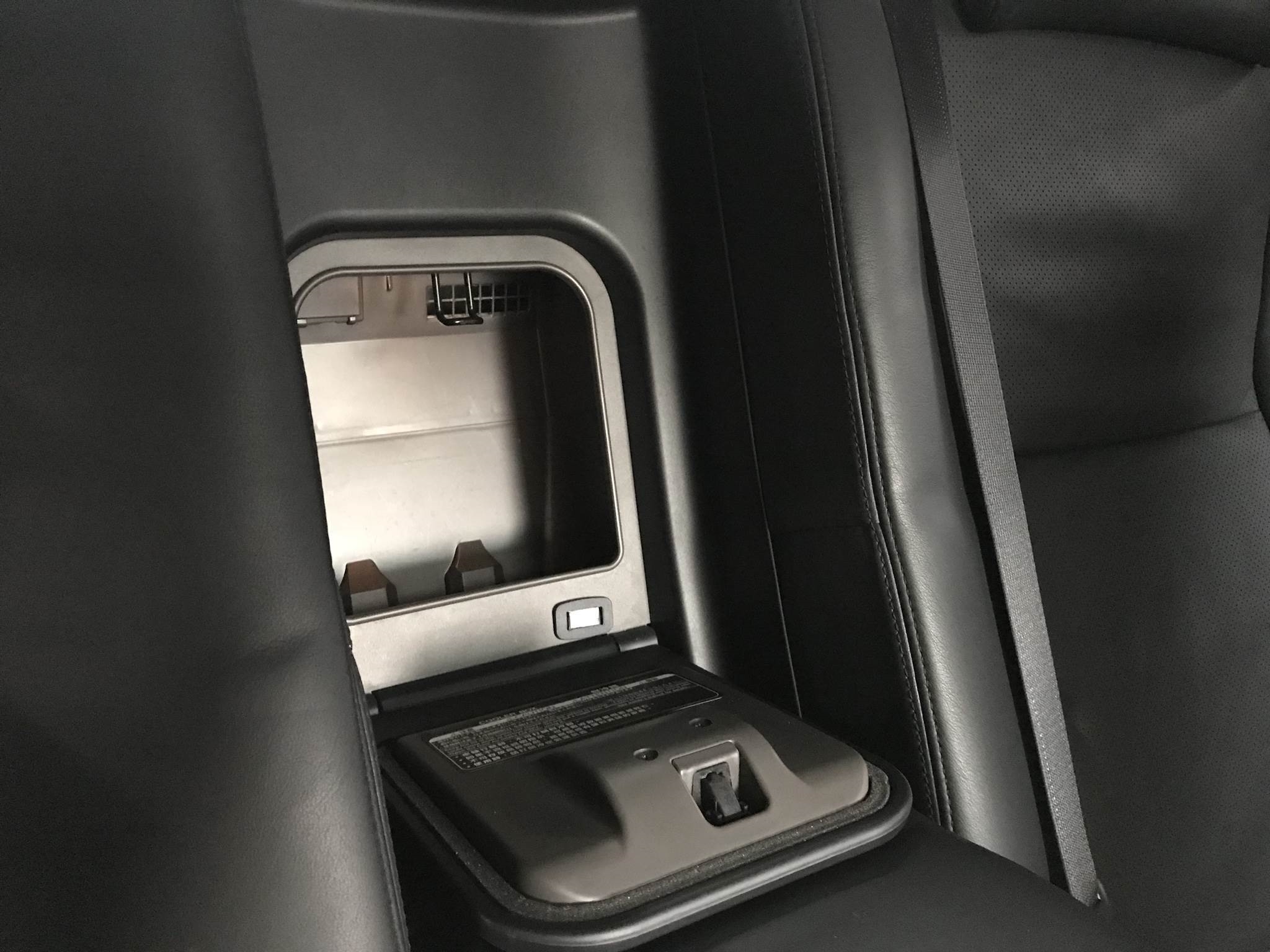    LEXUS 正2011年 LS460L 頂級尊絕版  第13張相片