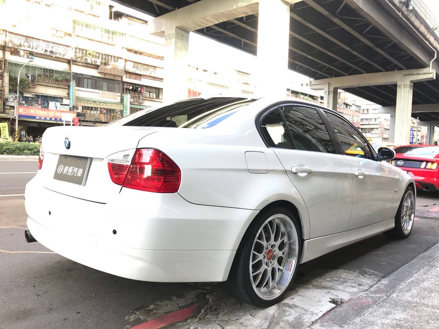 BMW 正2008年 E90 328i  第4張相片