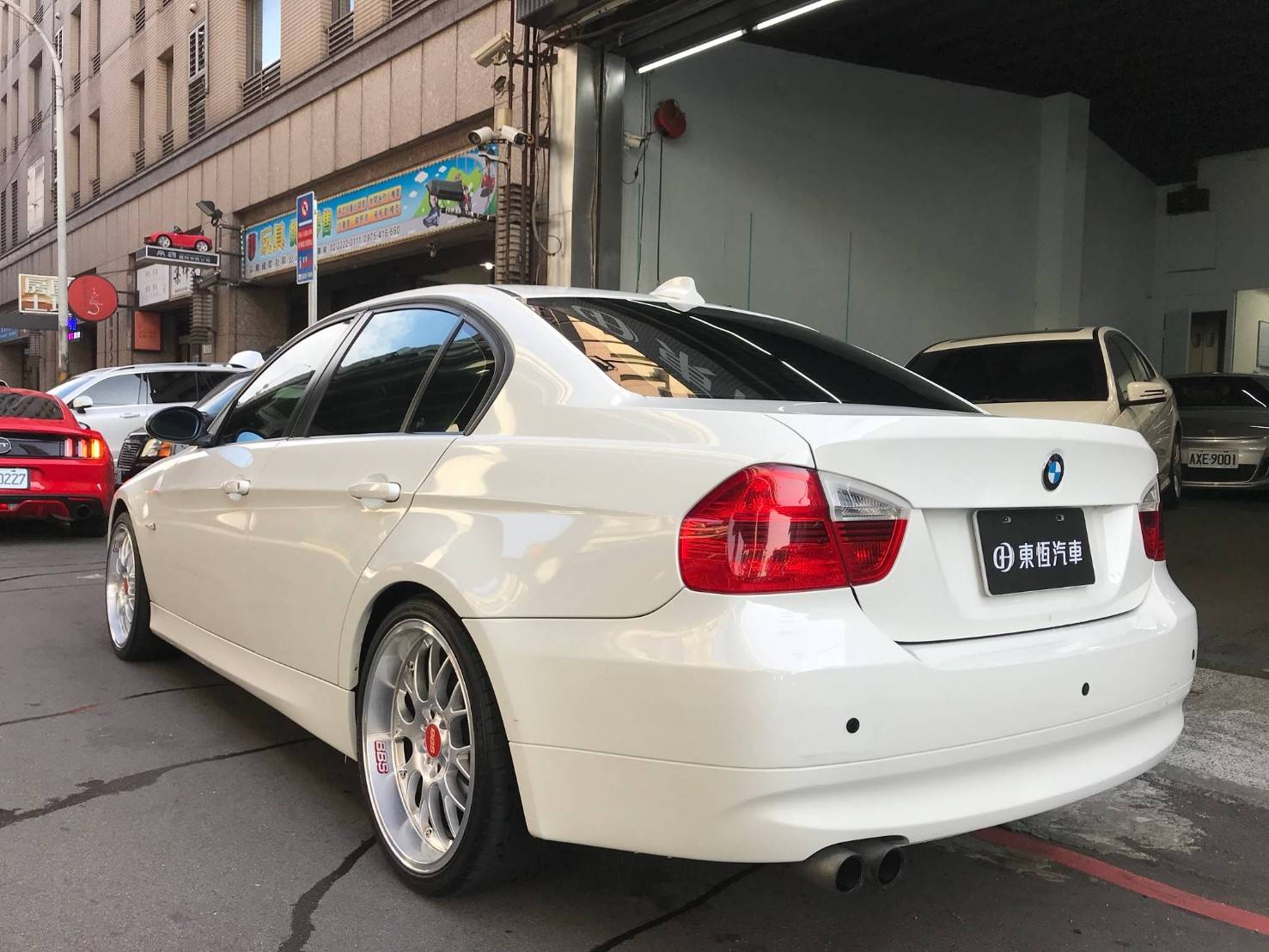 BMW 正2008年 E90 328i  第5張相片