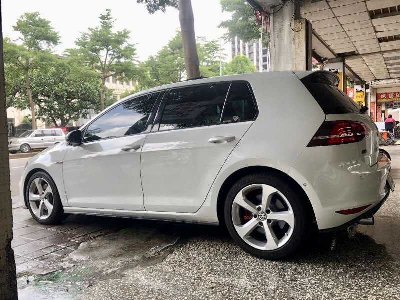（自售）14年MK7 GOLF GTI  第2張相片