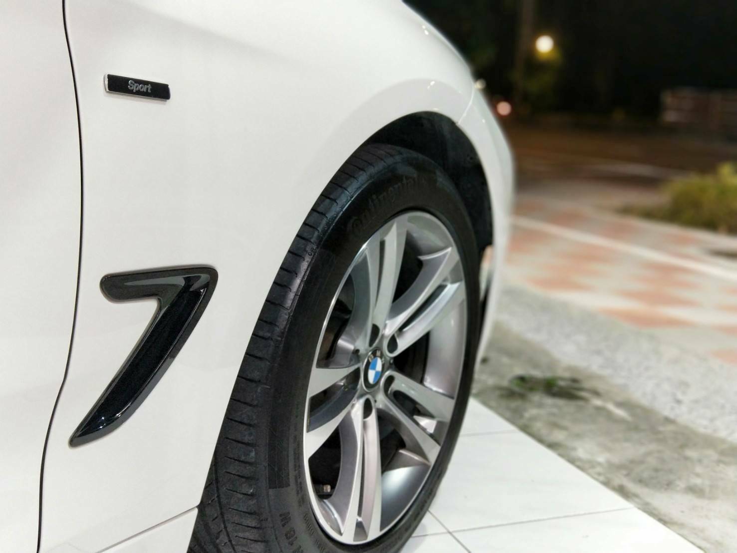 2015年型 BMW 320GT Sport Line 1手車  第14張相片