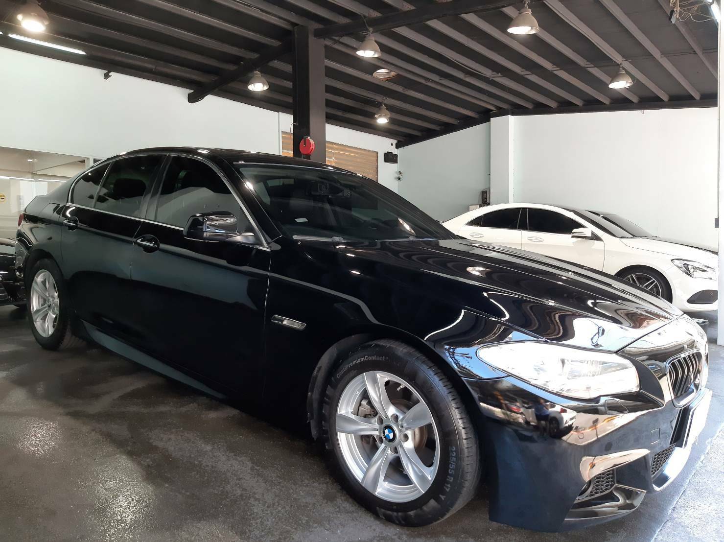 BMW 5-Series Sedan 528i M Sport 2013款 手排 2.0L  第2張相片