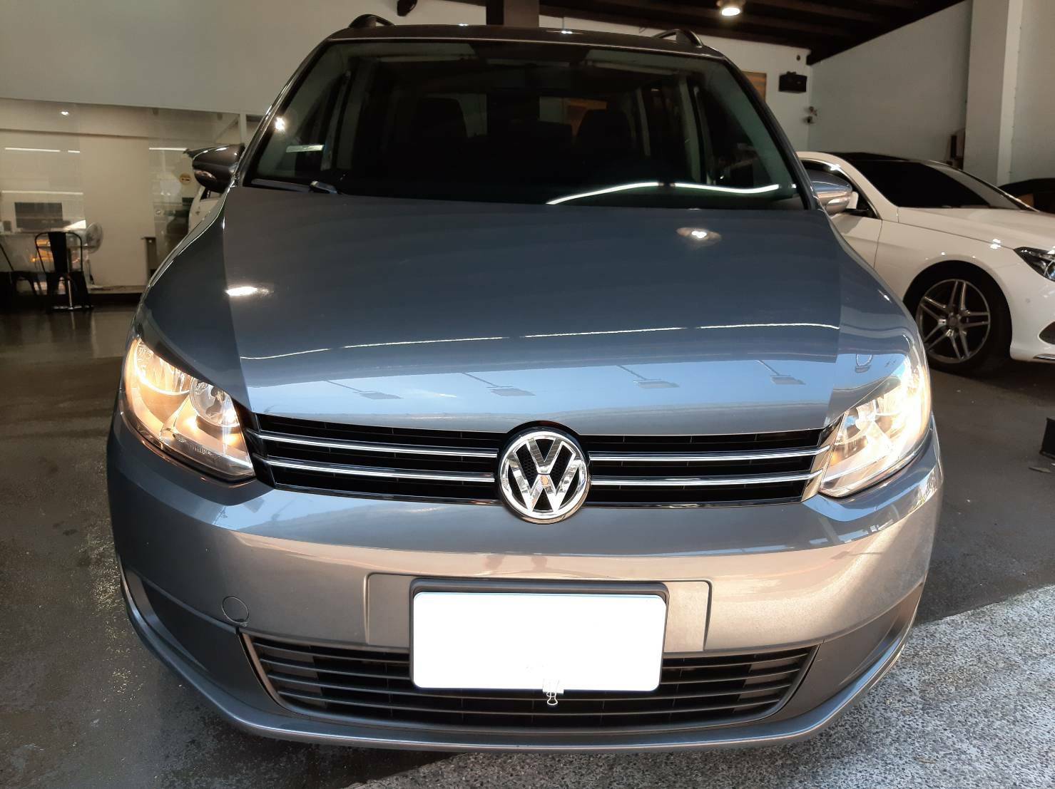 Volkswagen Touran 2012款 自手排 1.6L  第1張相片