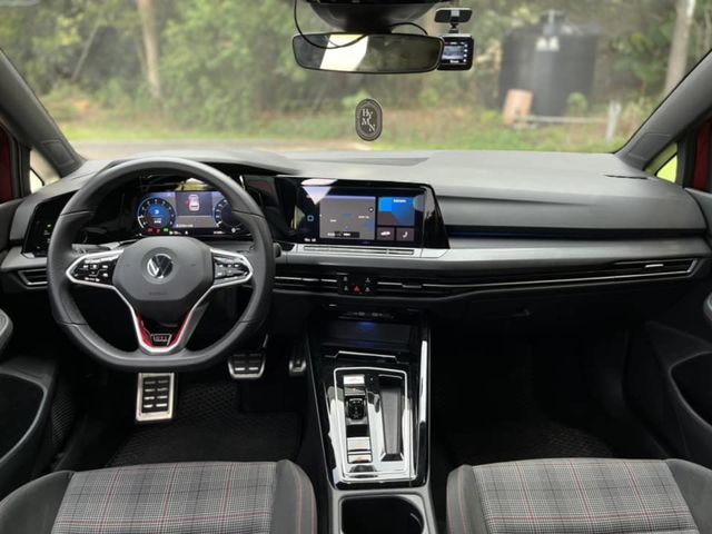VOLKSWAGEN福斯 GOLF GTI  第3張相片